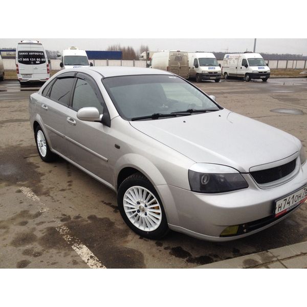 Дефлектор Vinguru CHEVROLET Lacetti 2004-13 (AFV22504)
