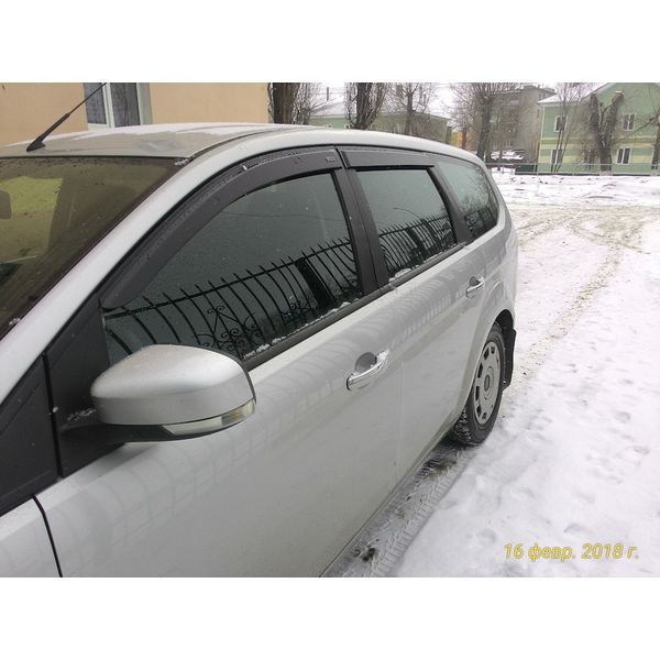 Дефлектор Vinguru FORD Focus II 2005-11 (AFV31605)