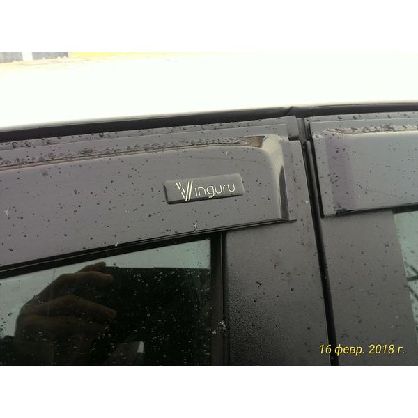 Дефлектор Vinguru FORD Focus II 2005-11 (AFV31605)