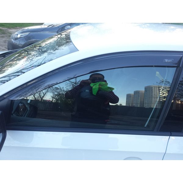 Дефлектор Vinguru SKODA Rapid 2014+ (AFV55514)