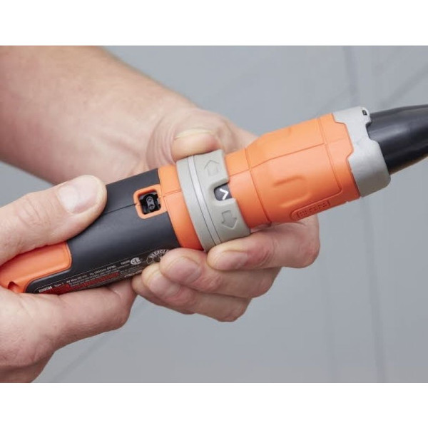 Отвертка аккумуляторная Black+Decker BCF603C-QW