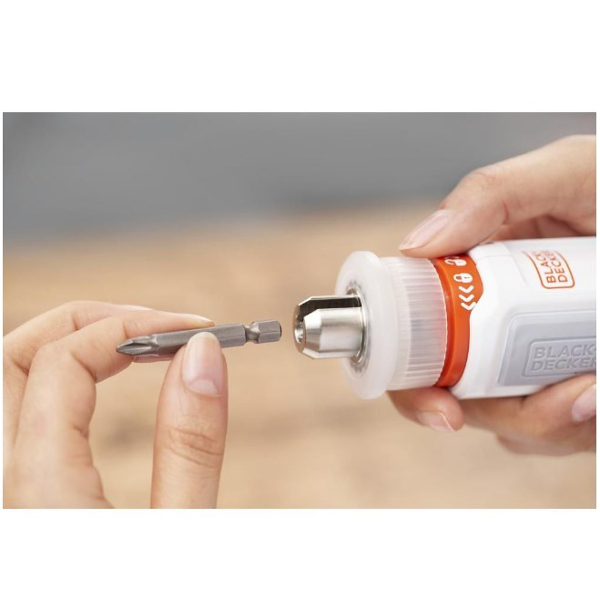 Отвертка аккумуляторная Black+Decker BCRTA01-XJ