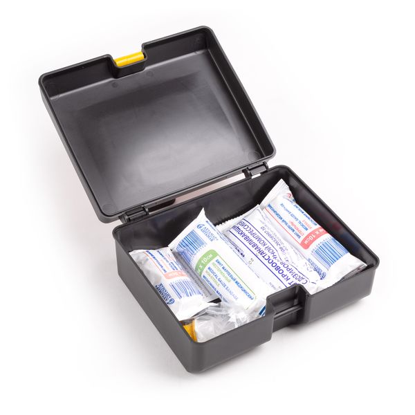 Автомобильная аптечка AutoProfi MED-100