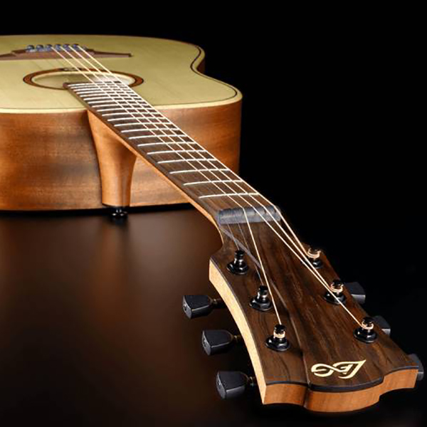 Гитара акустическая LAG T-70D