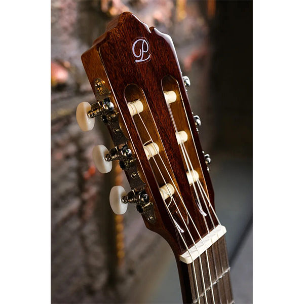 Гитара классическая PEREZ 620 Cedar