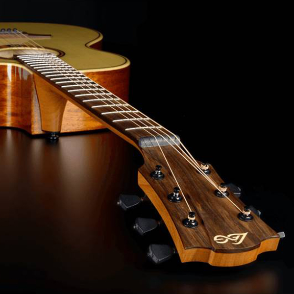 Гитара электроакустическая LAG T-88A CE