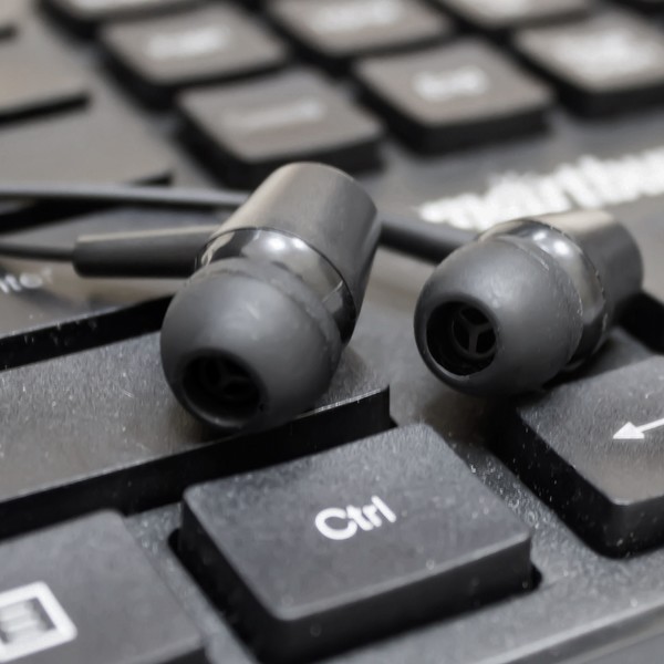 Наушники-вкладыши Krutoff Lark черные (09626)