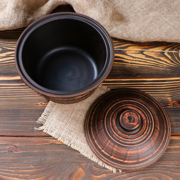 Кастрюля Красная глина 2 л 4824137