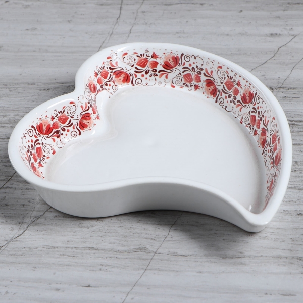 Тарелка столовая . Сердца 3 предмета, белая, деколь 1388988