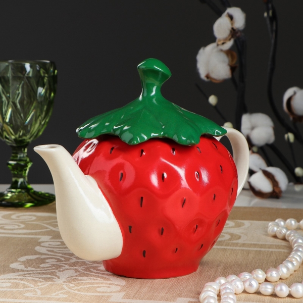 Чайник . Клубника 0.9 л 1859128