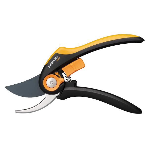 Секатор Fiskars плоскостной Plus Smartfit P541