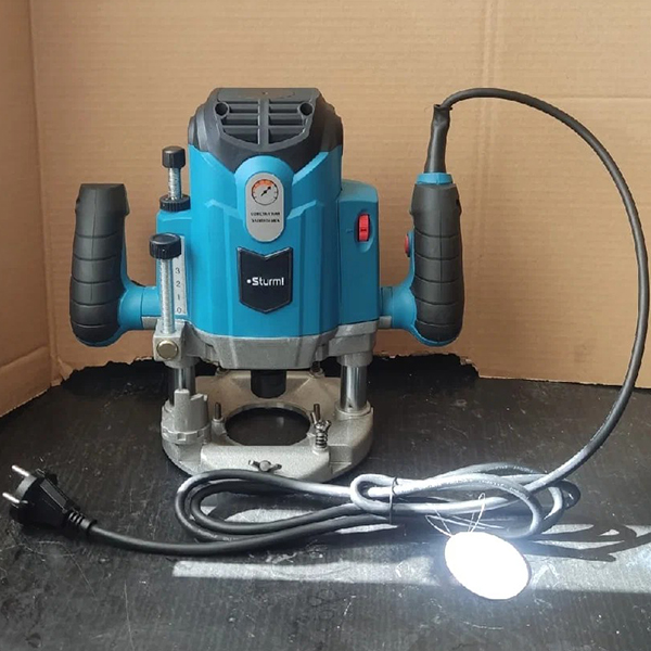 Фрезер Sturm! ER1120PC с константной электроникой