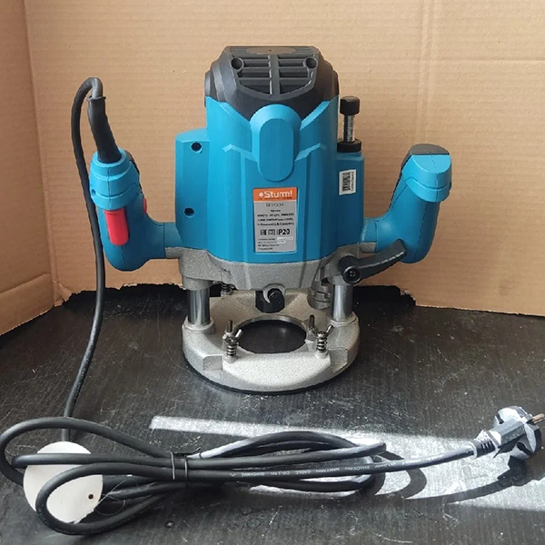 Фрезер Sturm! ER1120PC с константной электроникой