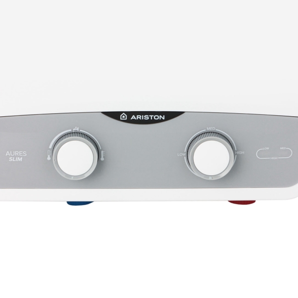 Водонагреватель проточный Hotpoint AURES SF 5.5 COM