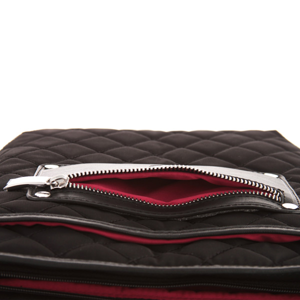 Кейс для MacBook Knomo KN-24-401 Bl