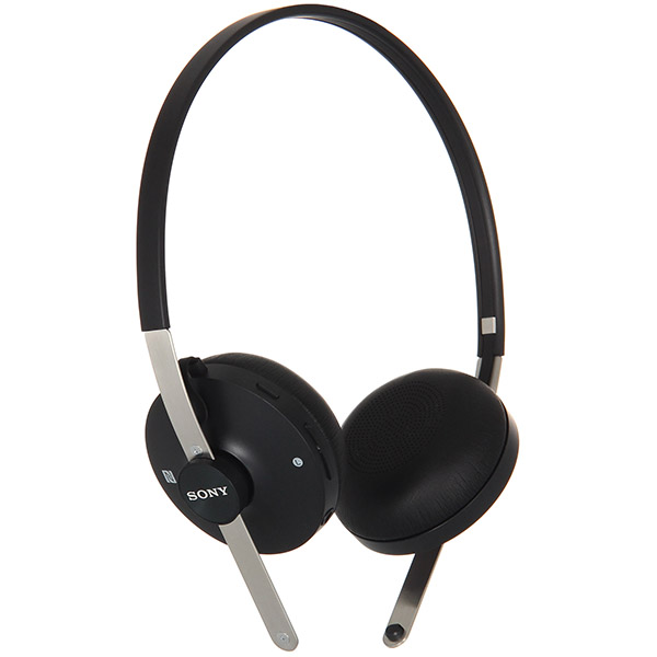 Наушники Bluetooth Sony SBH60 черный
