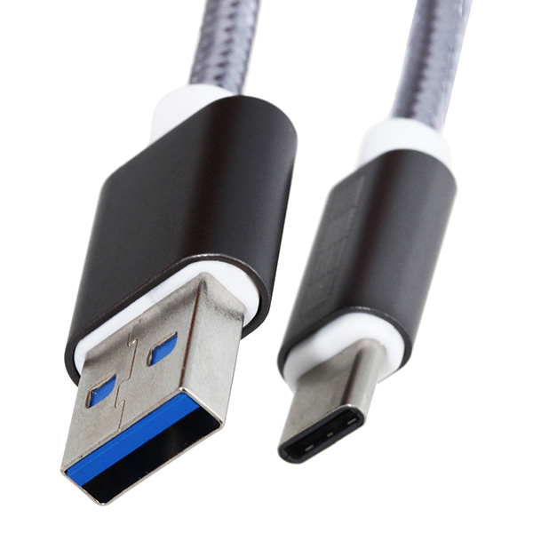 Автомобильное зарядное устройство InterStep 2 USB 2.4A + 3A + кабель TypeC + быстрая зарядка