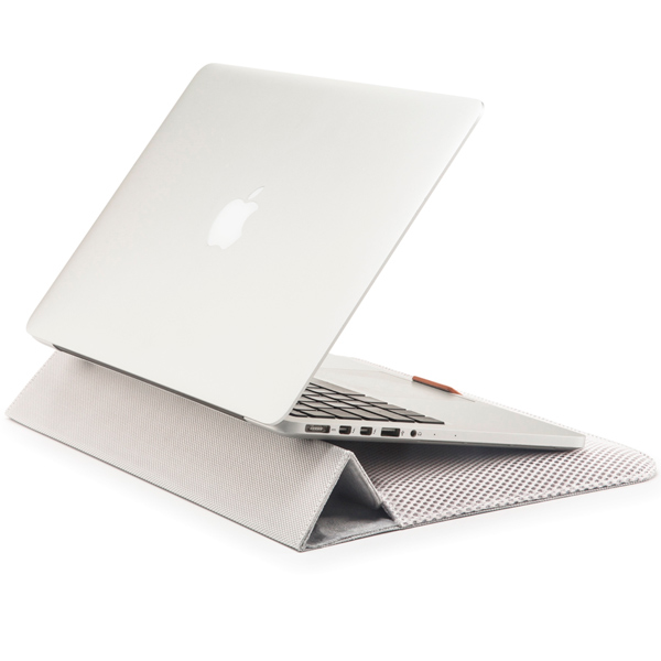 Кейс для MacBook Cozistyle Stand Sleeve Aria для MacBook 15/16" Lily белый