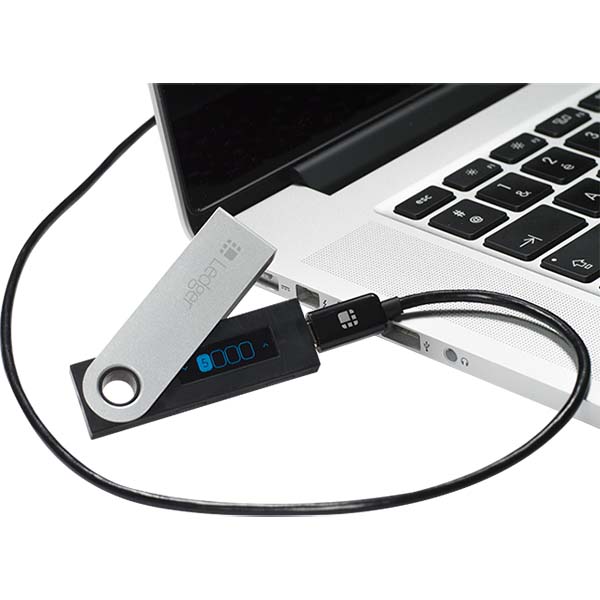Аппаратный криптокошелек Ledger Nano S