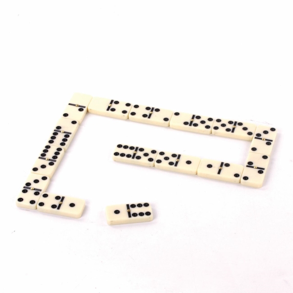 Настольная игра Золотая сказка 662296 Домино, пластиковый кейс, 17x10см