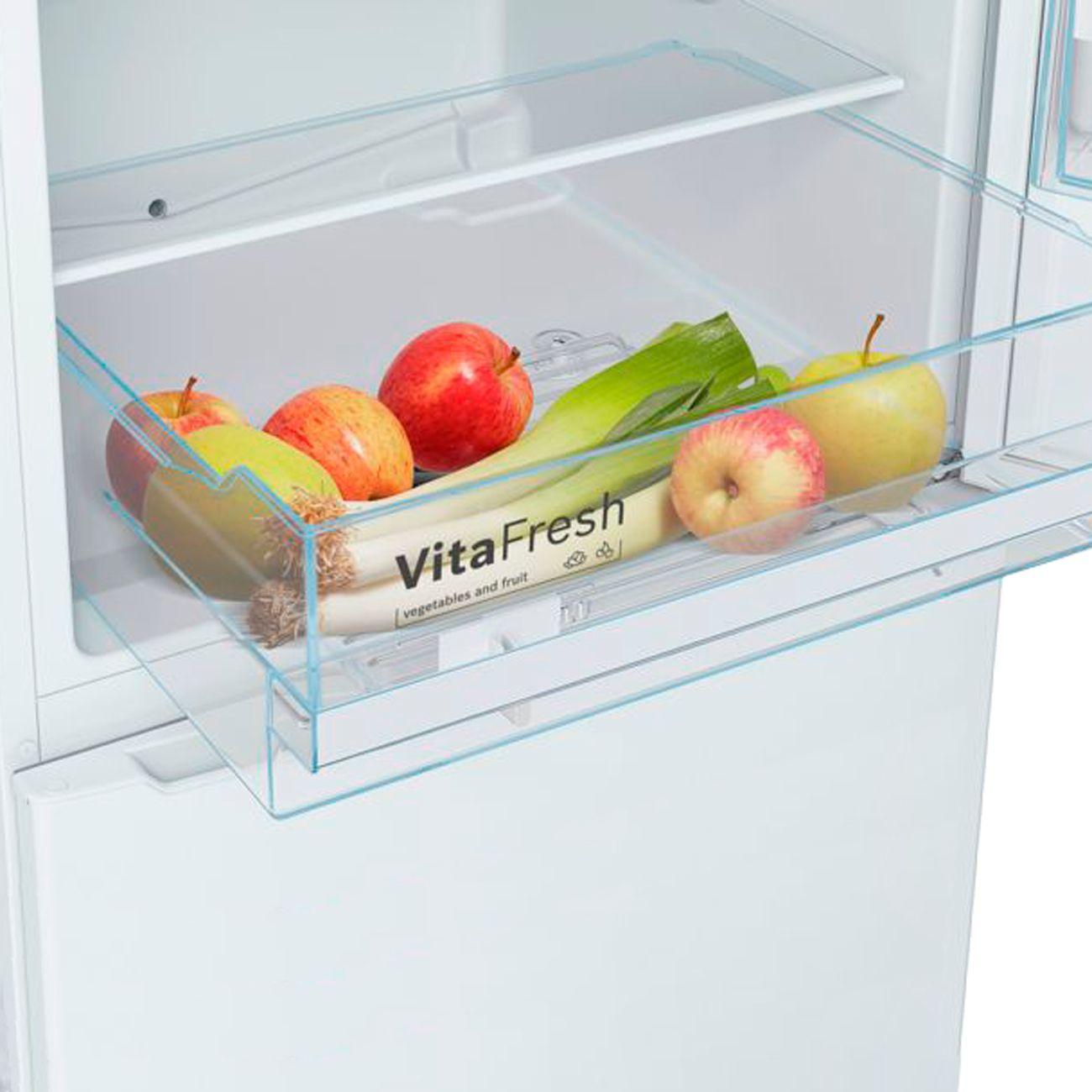 Холодильник с нижней морозильной камерой Bosch Serie 4 NatureCool KGV39XW2AR фото