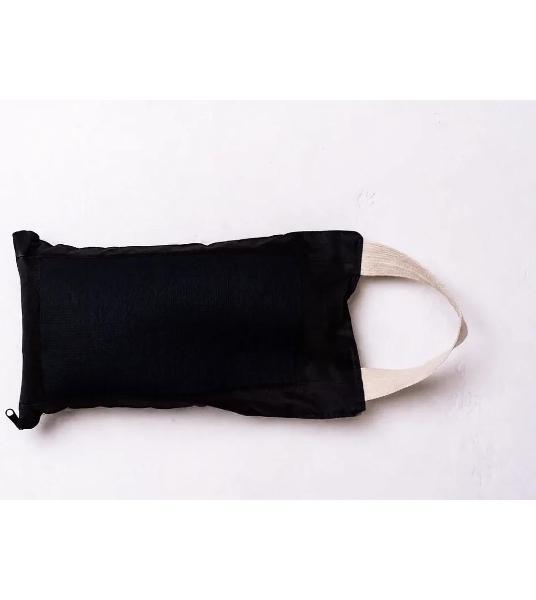 Груз для йоги BODHI LIGHT, черный, с ручкой 2,5 кг фото