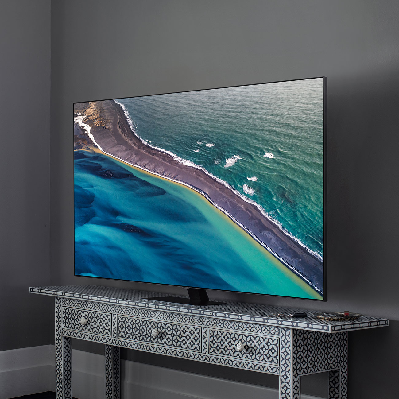 Samsung qled qe55q80cau. Телевизор Samsung 50 QLED qe50q80tauxru. QLED Samsung qe75q87tau 75. Телевизор QLED Samsung qe65q80tau 65.