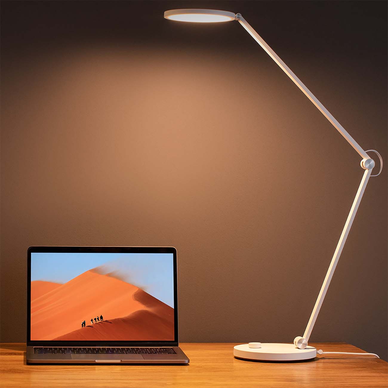 Умный светильник Xiaomi Mi Smart LED Desk Lamp Pro (BHR4119GL)