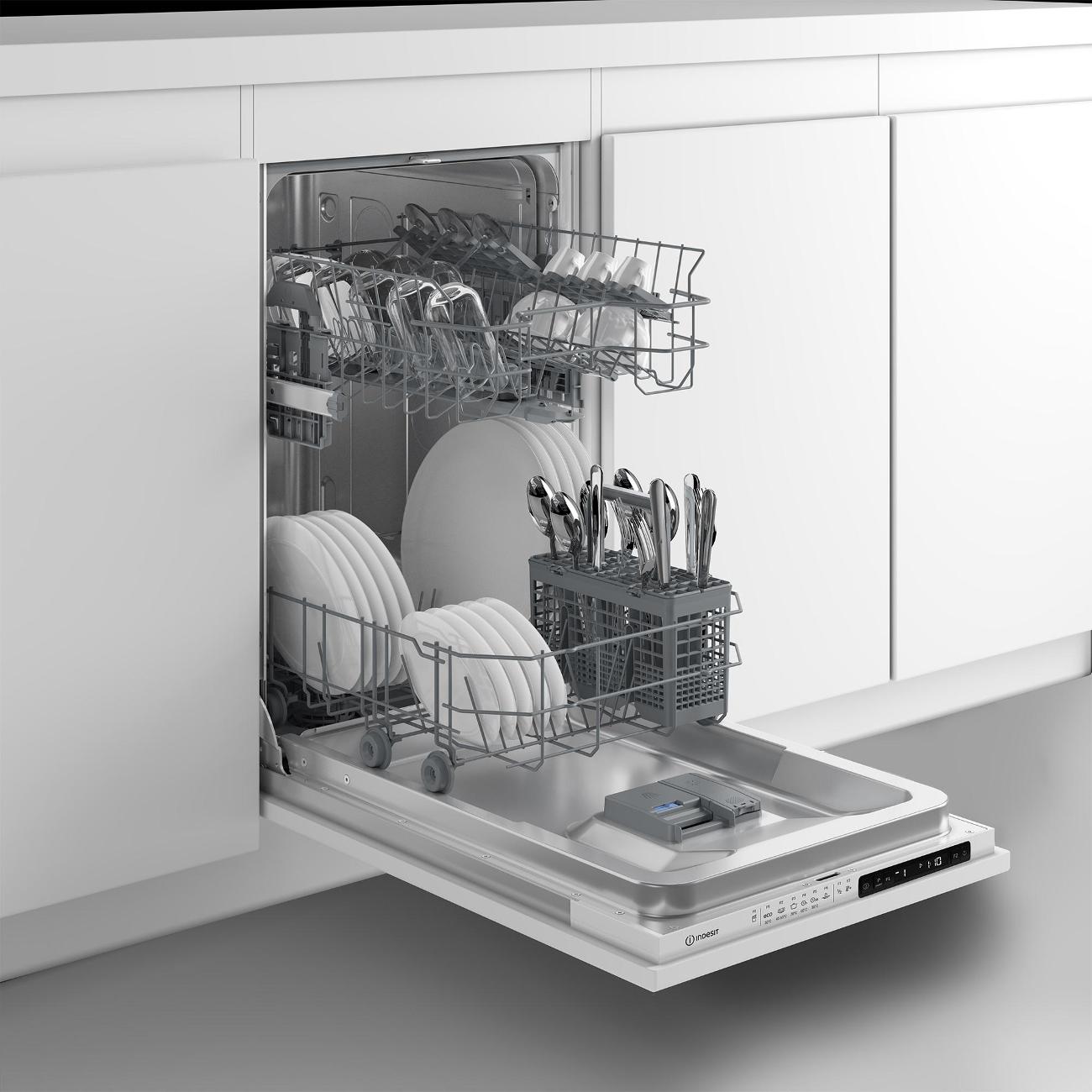 Встраиваемая посудомоечная машина 45 см Indesit DIS 1C69