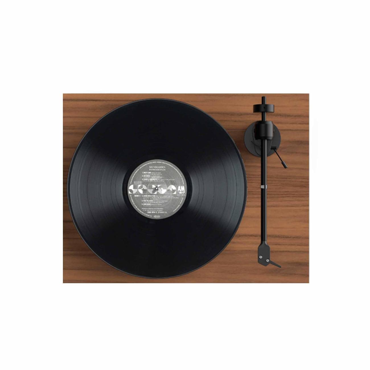 Купить Виниловый проигрыватель Pro-Ject E1 Phono Walnut OM5e UNI в каталоге  интернет магазина М.Видео по выгодной цене с доставкой, отзывы, фотографии  - Москва