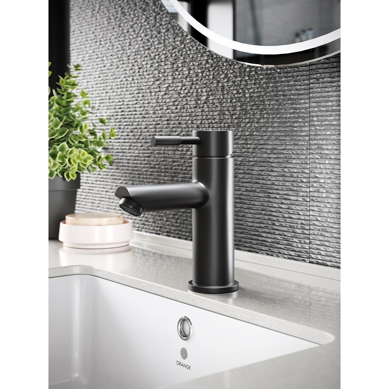 Изображение товара Смеситель Orange M99-021b