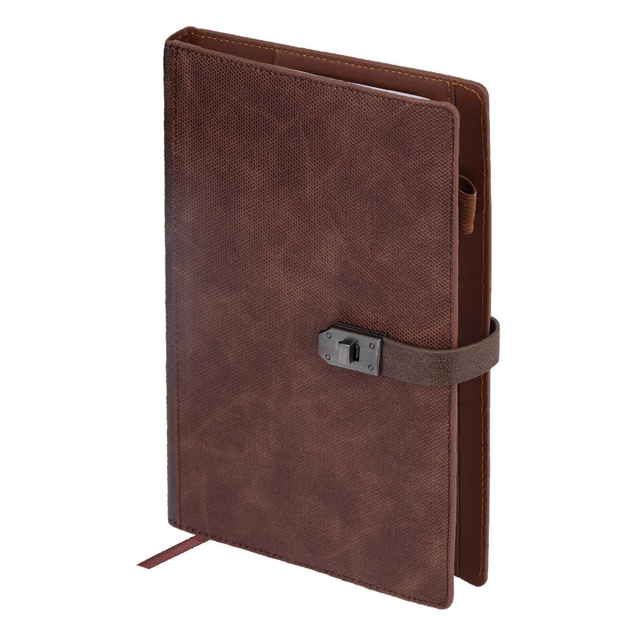 Изображение товара Тетрадь Brauberg А5 152х220мм Sirius, под кожу, застёжка, 160л, коричневый, 116211