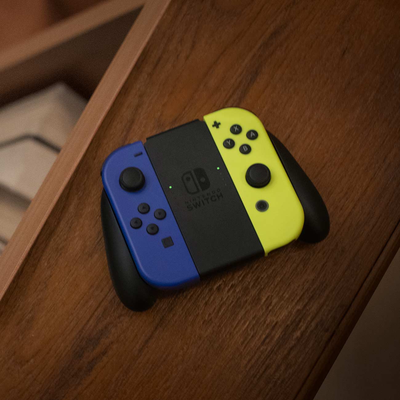 Геймпад для Switch Nintendo 2шт, Joy-Con синий/неоновый желтый фото 6