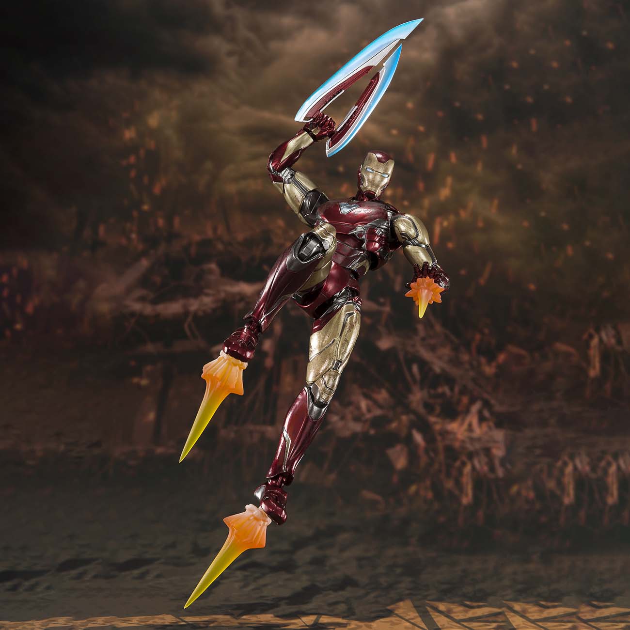 Купить Фигурка Bandai Avengers: Endgame-Iron Man Mark 85 (Final Battle) в  каталоге интернет магазина М.Видео по выгодной цене с доставкой, отзывы,  фотографии - Москва