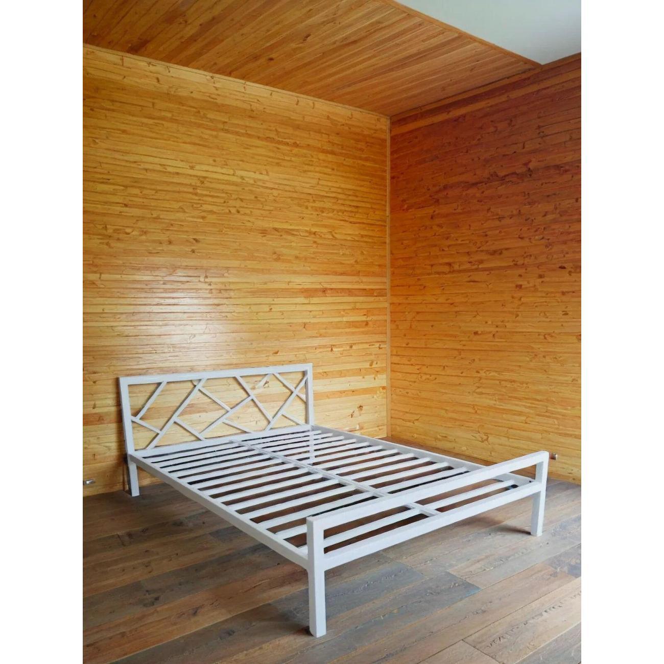 Изображение товара Двуспальная кровать LOFT Mebel Цезарион белая с металлическим каркасом Изображение товара Двуспальная кровать LOFT Mebel Цезарион белая с металлическим каркасом