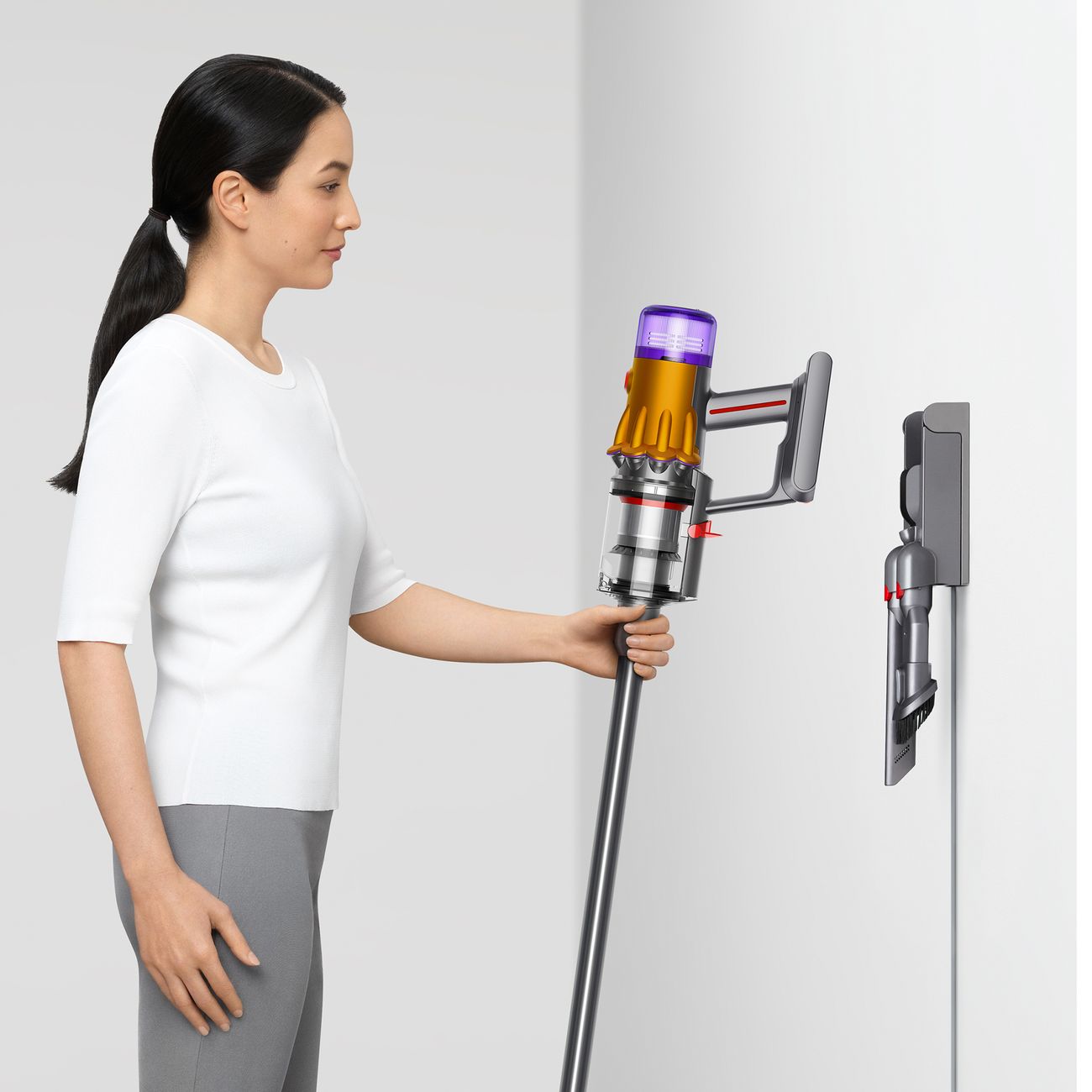 Купить Пылесос ручной (handstick) Dyson SV20 V12 Detect Slim Absolute в  каталоге интернет магазина М.Видео по выгодной цене с доставкой, отзывы,  фотографии - Москва