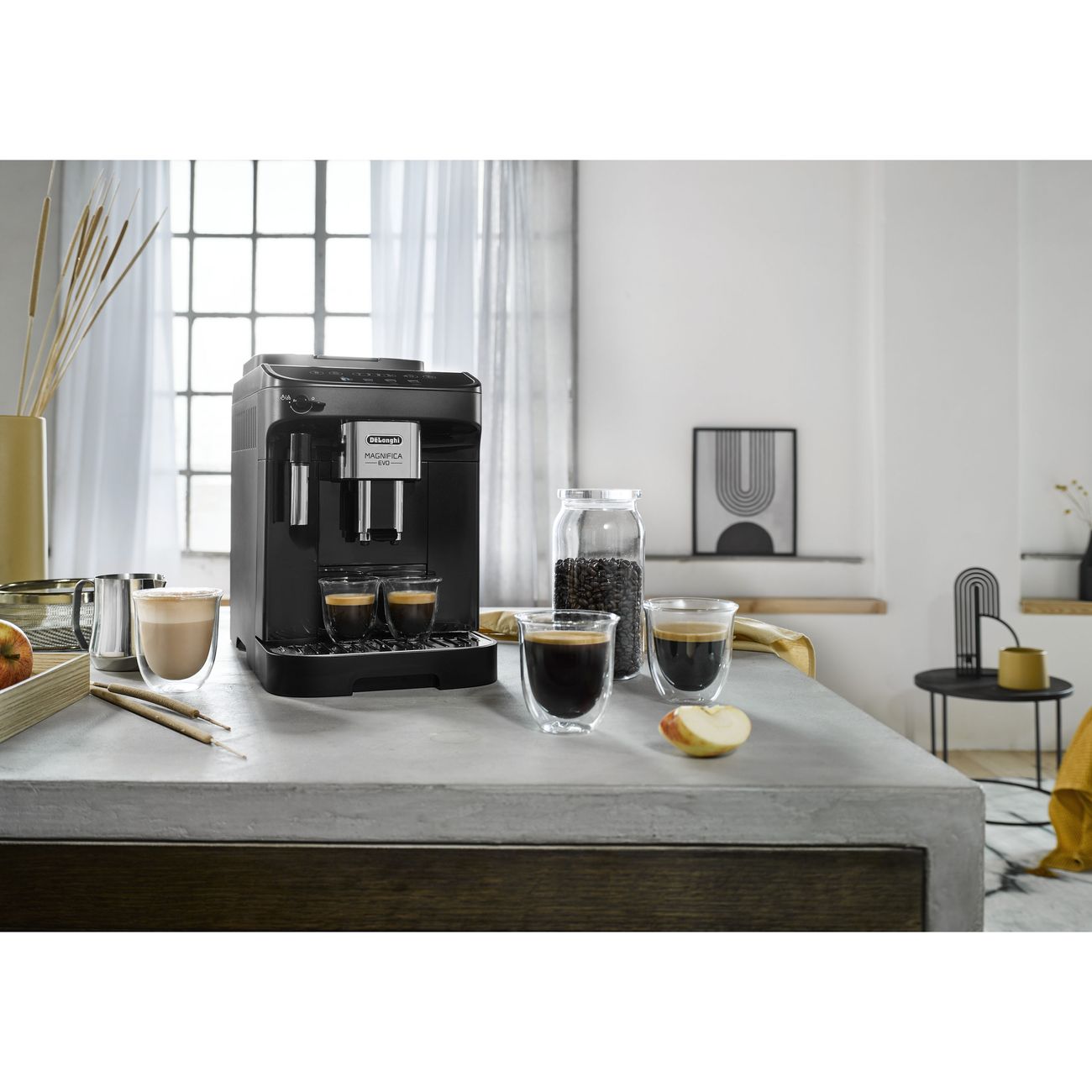 Купить Кофемашина автоматическая DeLonghi Magnifica EVO (ECAM290.22.B)  черная в каталоге интернет магазина М.Видео по выгодной цене с доставкой,  отзывы, фотографии - Москва