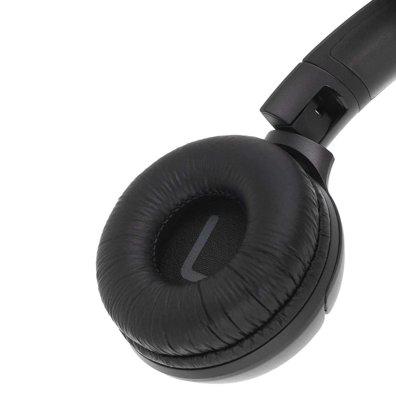 Купить Наушники накладные Bluetooth JBL Tune 590BT Black в каталоге  интернет магазина М.Видео по выгодной цене с доставкой, отзывы, фотографии  - Москва