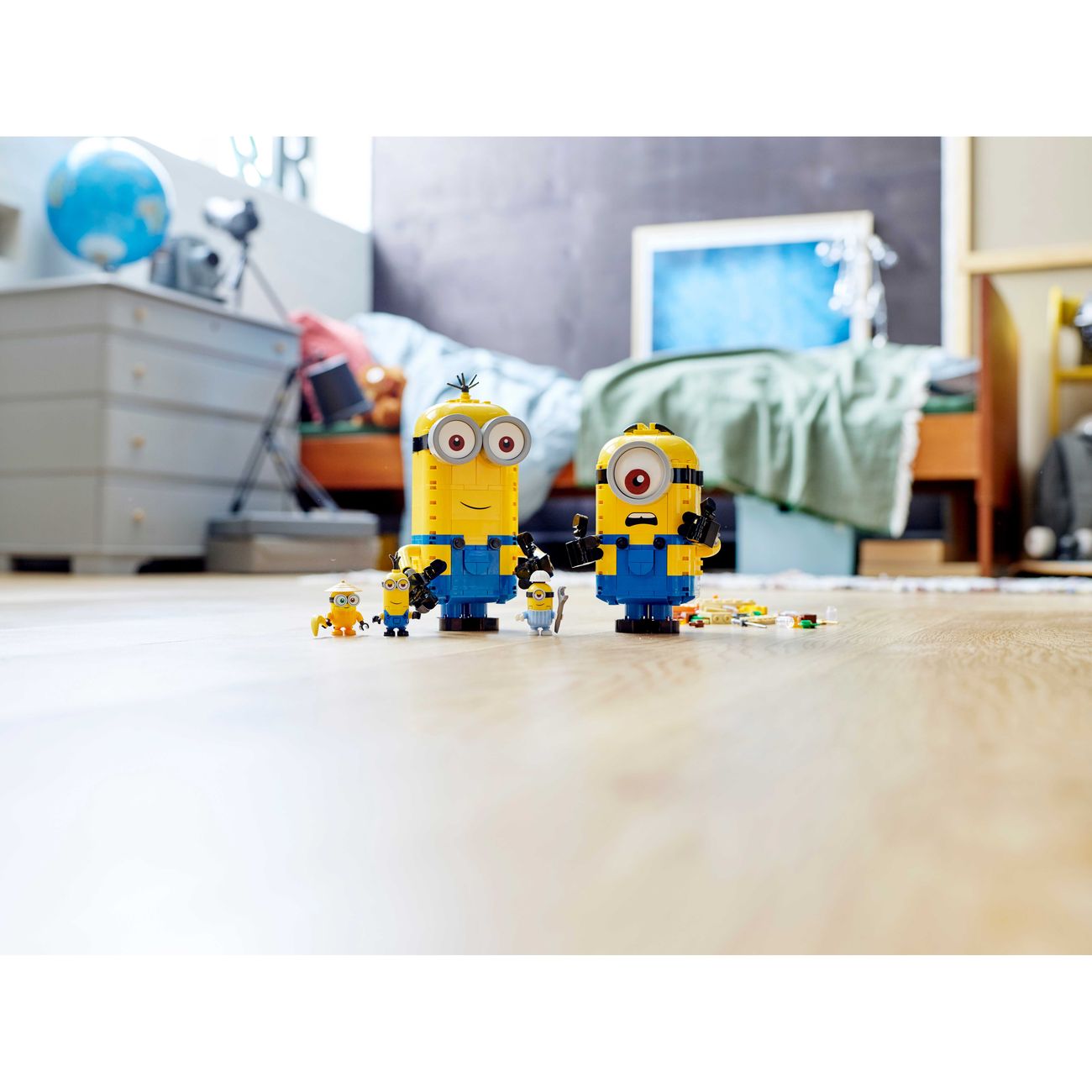 Купить Конструктор детский Lego MINIONS Фигурки миньонов и их дом (75551) в  каталоге интернет магазина М.Видео по выгодной цене с доставкой, отзывы,  фотографии - Москва