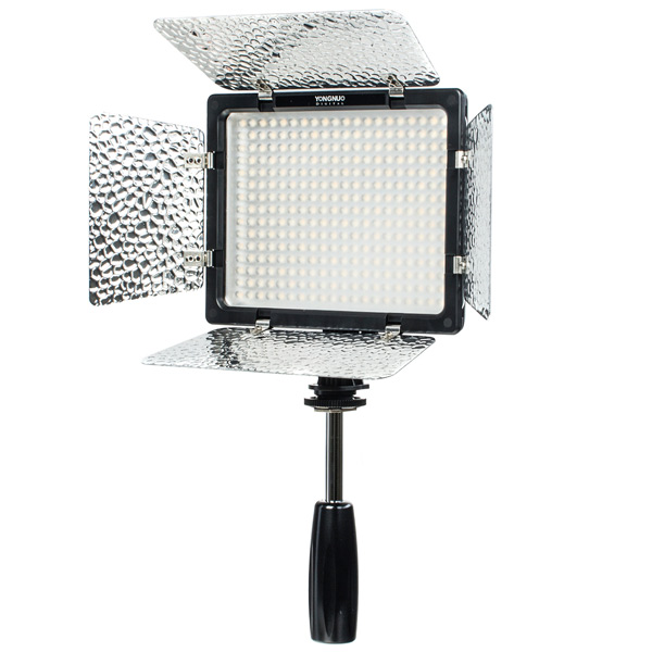 фото Led осветитель yongnuo yn-300iii