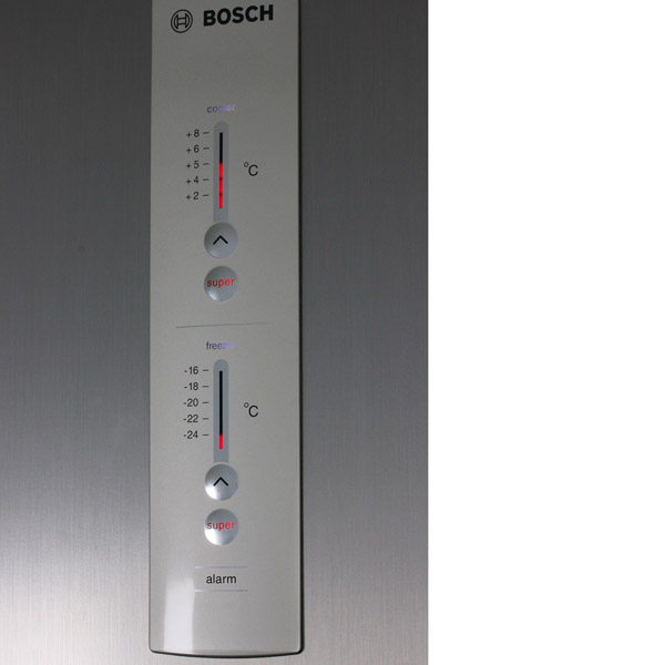 Горит аларм. Холодильник Bosch kgn39vl12r. Бош холодильник Аларм индикатор. Холодильник Bosch NOFROST kgn39vl12r. Холодильник бош мигает индикатор.