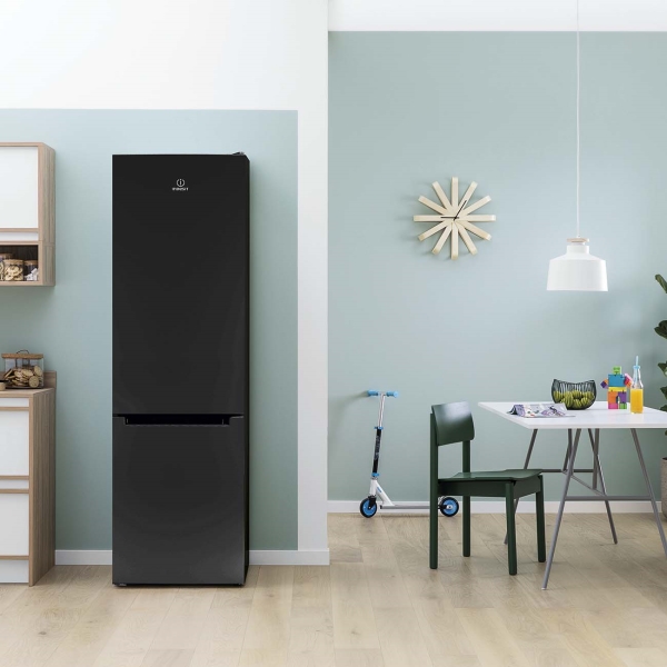 Изображение товара Холодильник Indesit ITF 020 B