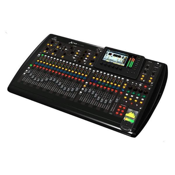 Изображение товара Трансляционный микшер-усилитель Behringer X32