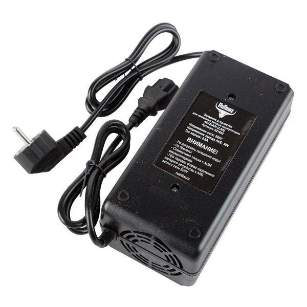 Изображение товара Зарядное устройство для АКБ Rutrike з/у для тяговых AGM АКБ 48V20A/H (2,8A)