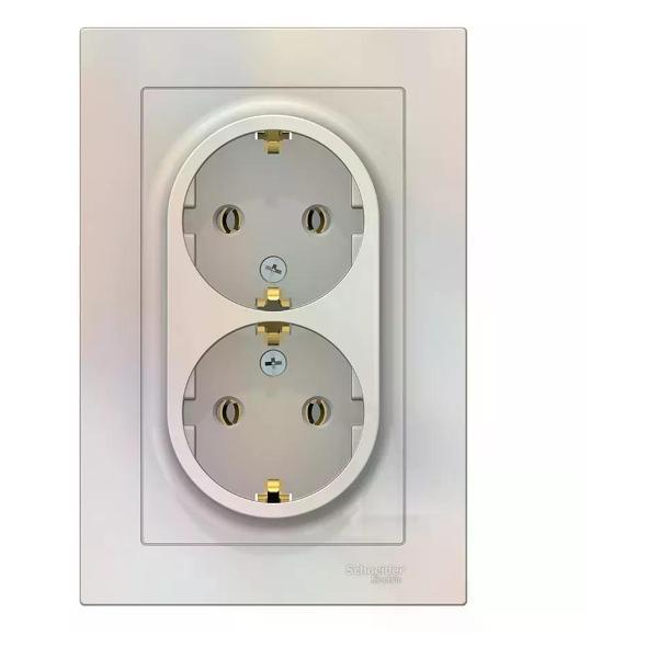 Изображение товара Умная розетка Schneider Electric Розетка двойная с рамкой