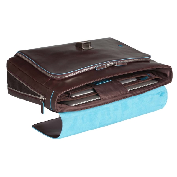 Изображение товара Портфель для ноутбука до 15" Piquadro Blue Square CA3111B2/MO коричневый