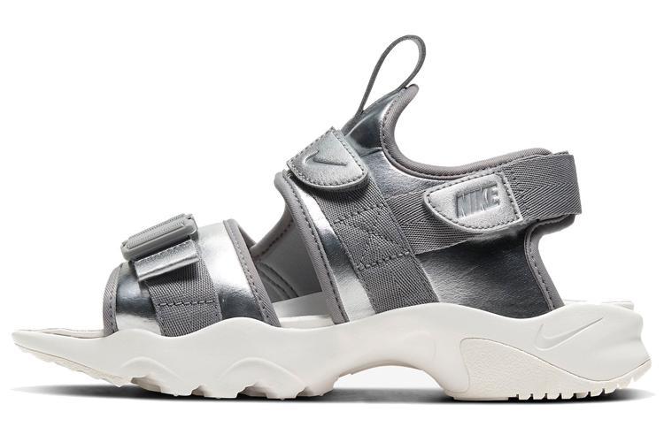 Сандалии женские Nike Canyon, серебристый металлик, размер 36.5 EU