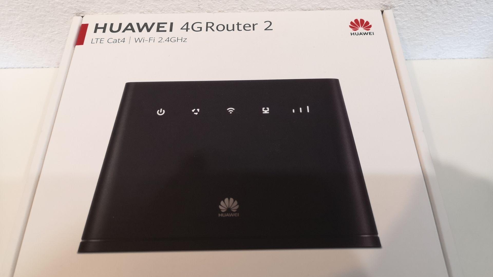 LTE/3G/2G/Wi-Fi роутер HUAWEI B311-221